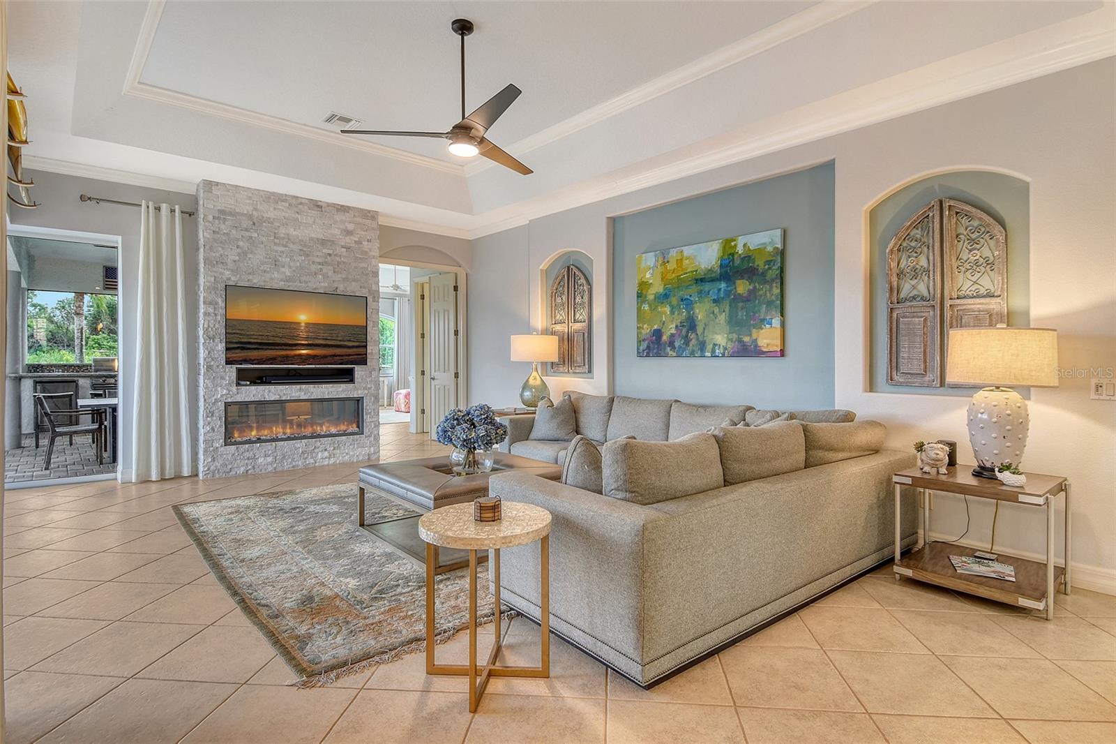 Image 33 of 83 For 7807 Rosehall Cove