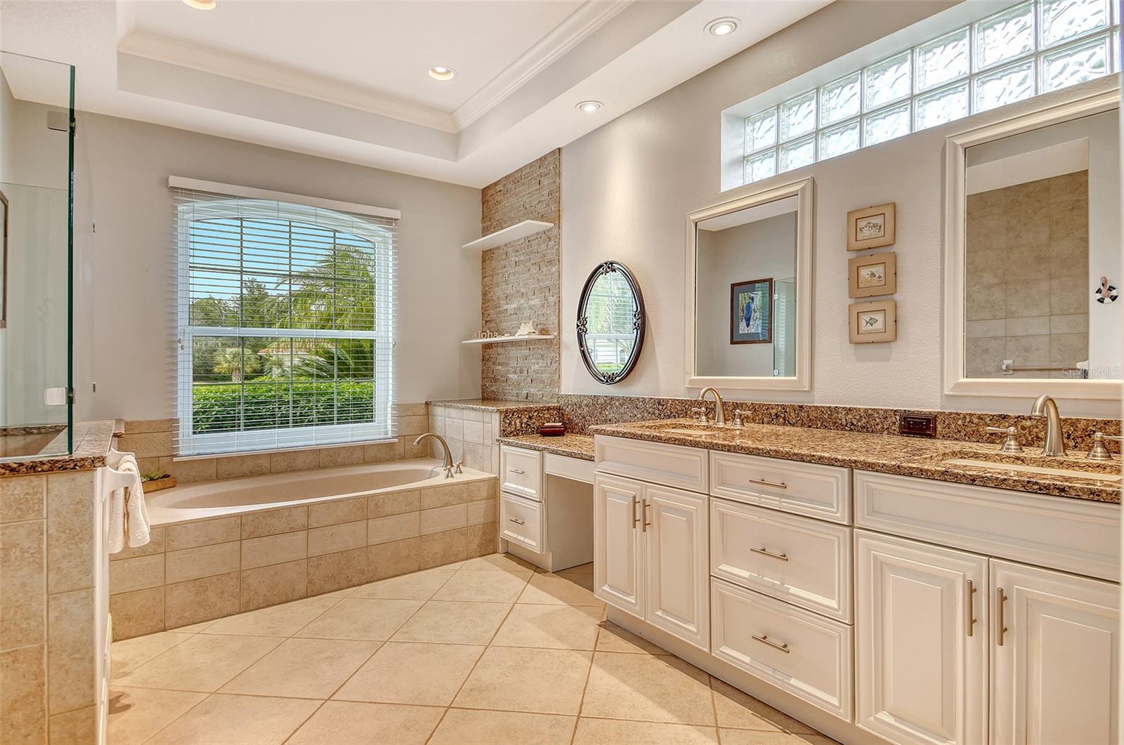 Image 53 of 83 For 7807 Rosehall Cove