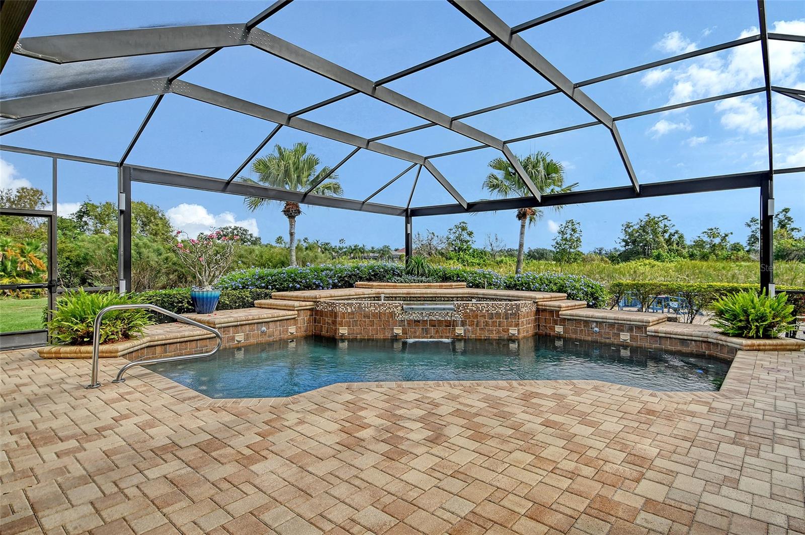 Image 7 of 83 For 7807 Rosehall Cove