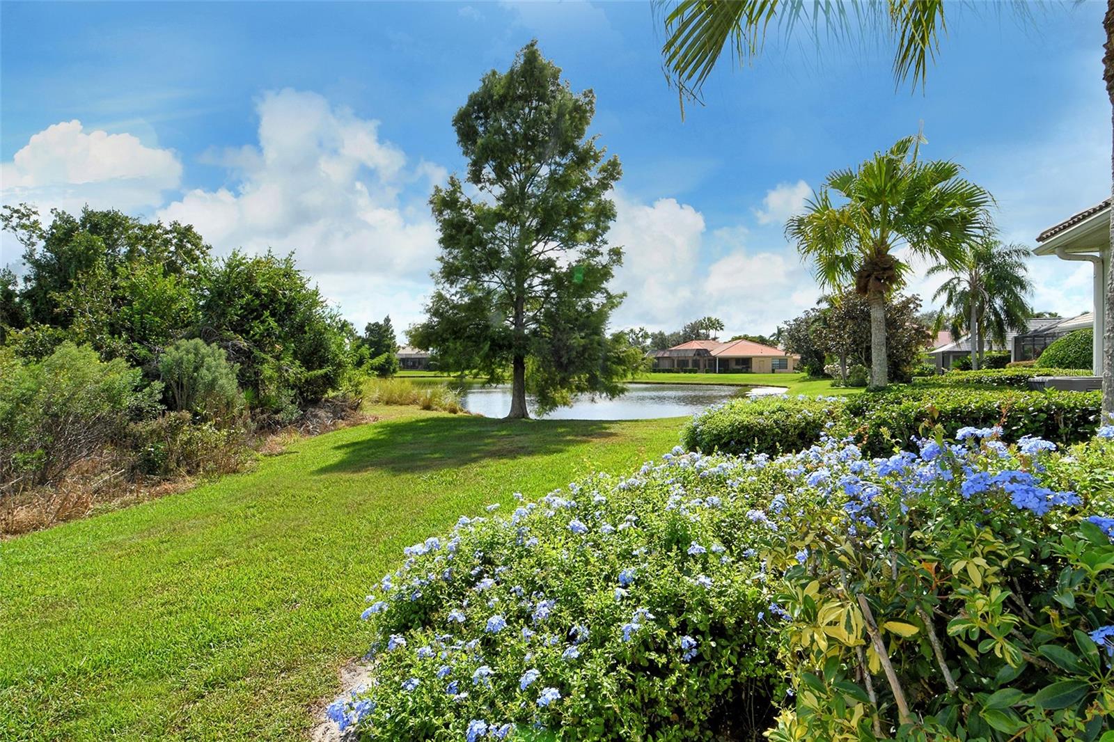 Image 72 of 83 For 7807 Rosehall Cove