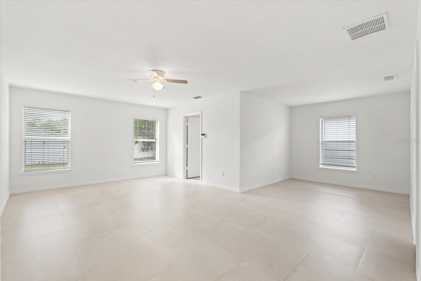 Image 6 of 25 For 316 Clydesdale Circle