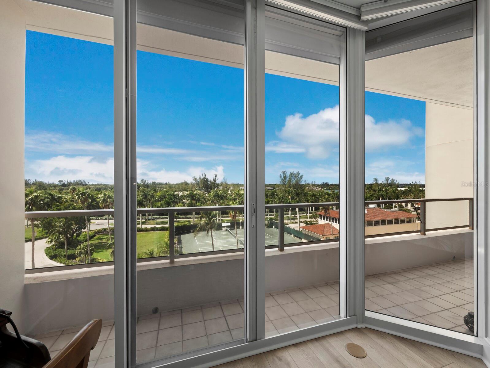 Image 32 of 74 For 3040 Grand Bay Boulevard 243