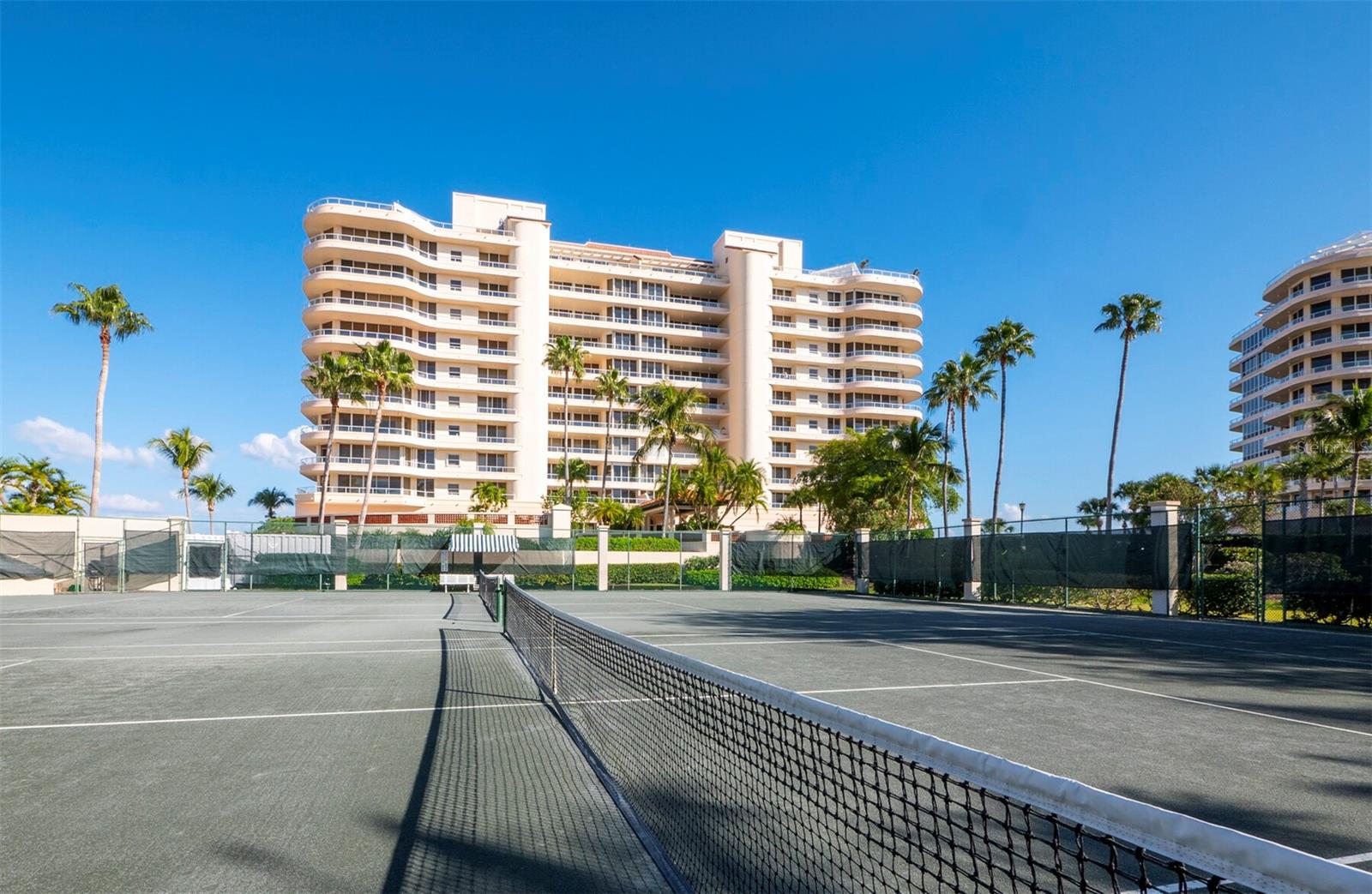 Image 53 of 74 For 3040 Grand Bay Boulevard 243