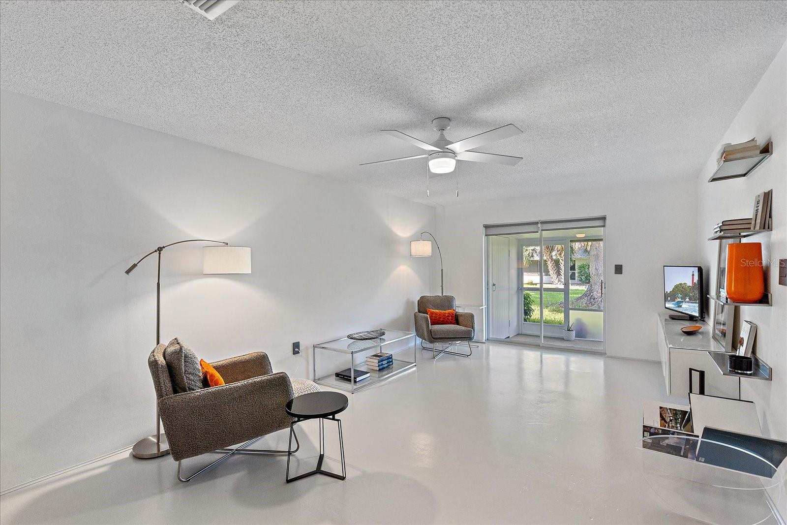 Image 12 of 26 For 4160 Fruitville Road 65