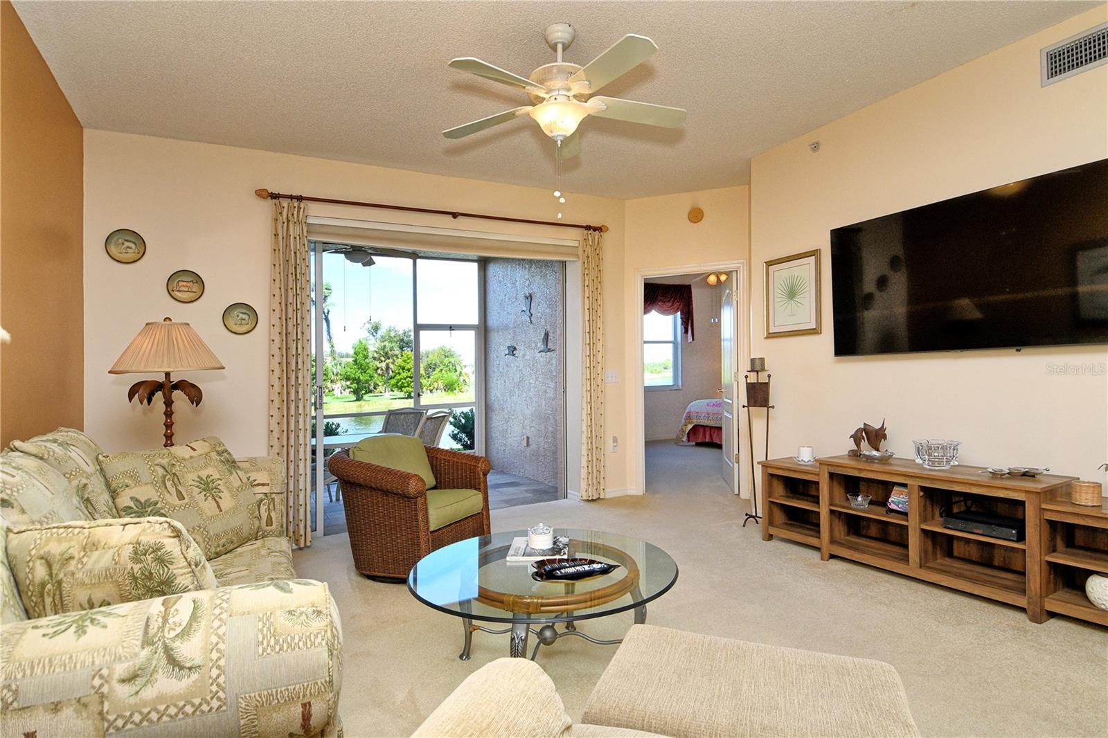 Image 14 of 66 For 5260 Hyland Hills Avenue 1616