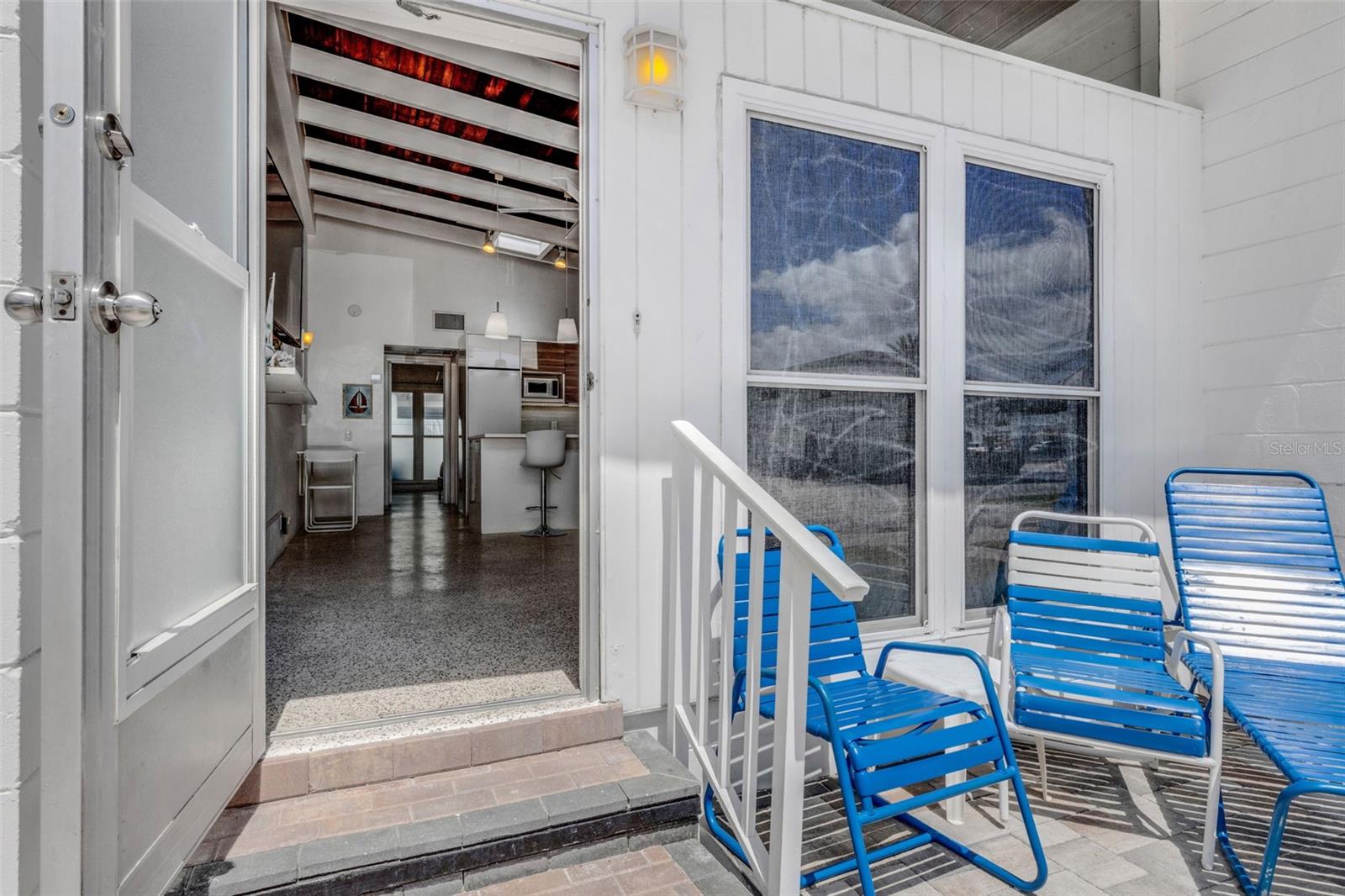 Image 26 of 44 For 1129 Seaside Drive 7