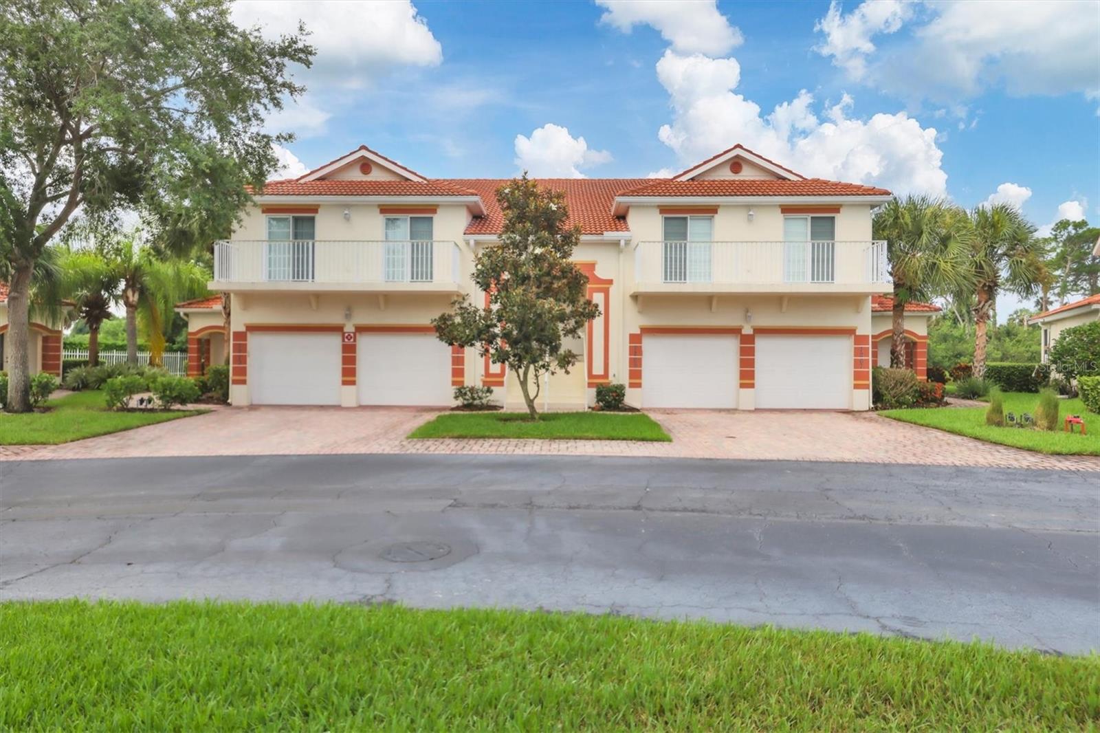 Details for 7269 Fountain Palm Circle, BRADENTON, FL 34203