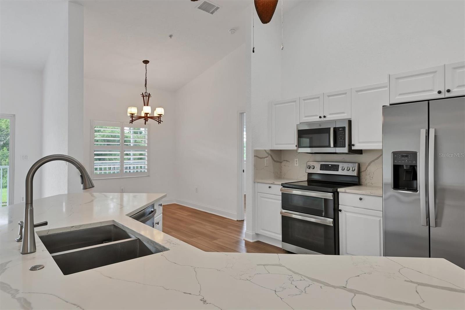Image 8 of 29 For 7269 Fountain Palm Circle