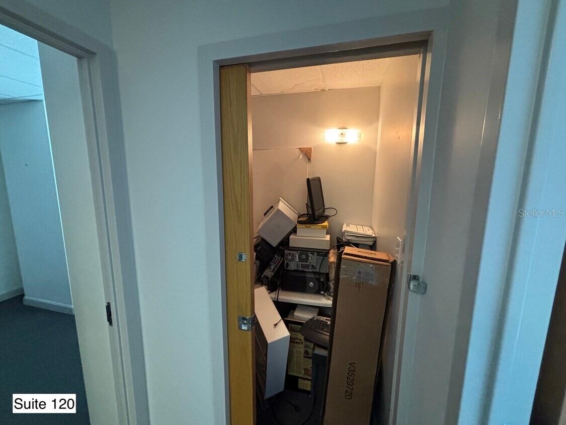 Image 31 of 48 For 14100 Fivay Road 120