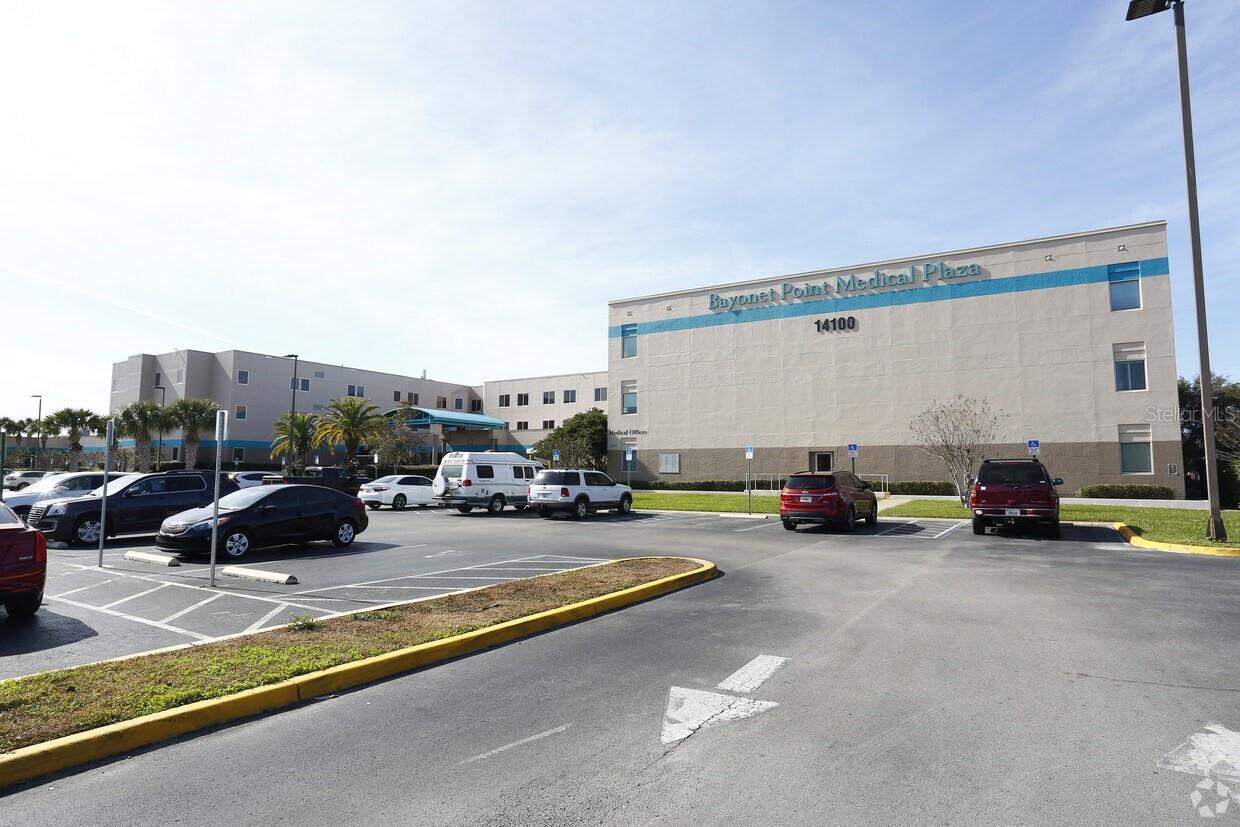 Image 6 of 48 For 14100 Fivay Road 120