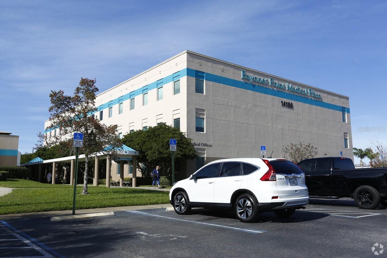 Image 8 of 48 For 14100 Fivay Road 120