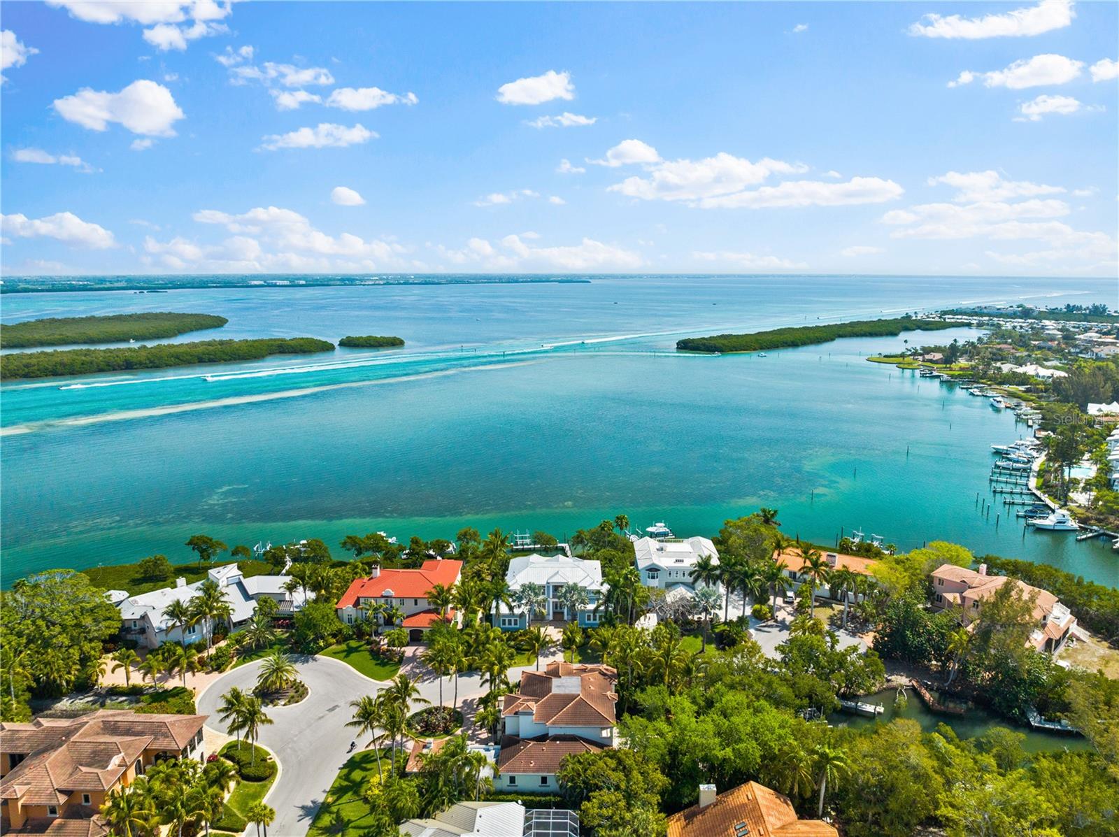 Image 4 of 58 For 757 Hideaway Bay Drive