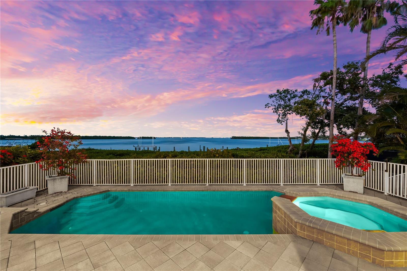 Image 43 of 58 For 757 Hideaway Bay Drive