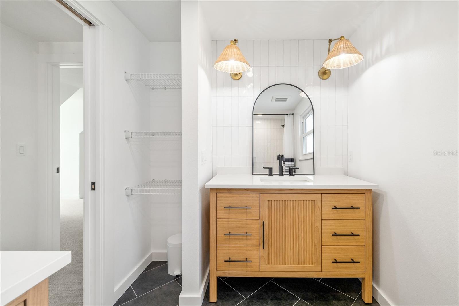 Image 32 of 38 For 4603 3rd Avenue E