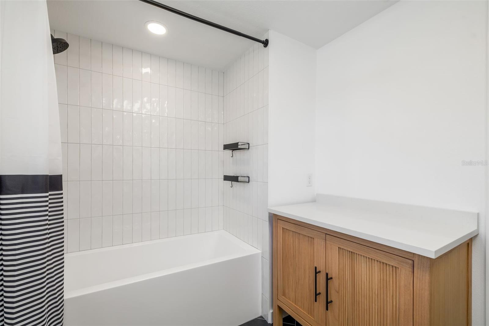 Image 34 of 38 For 4603 3rd Avenue E