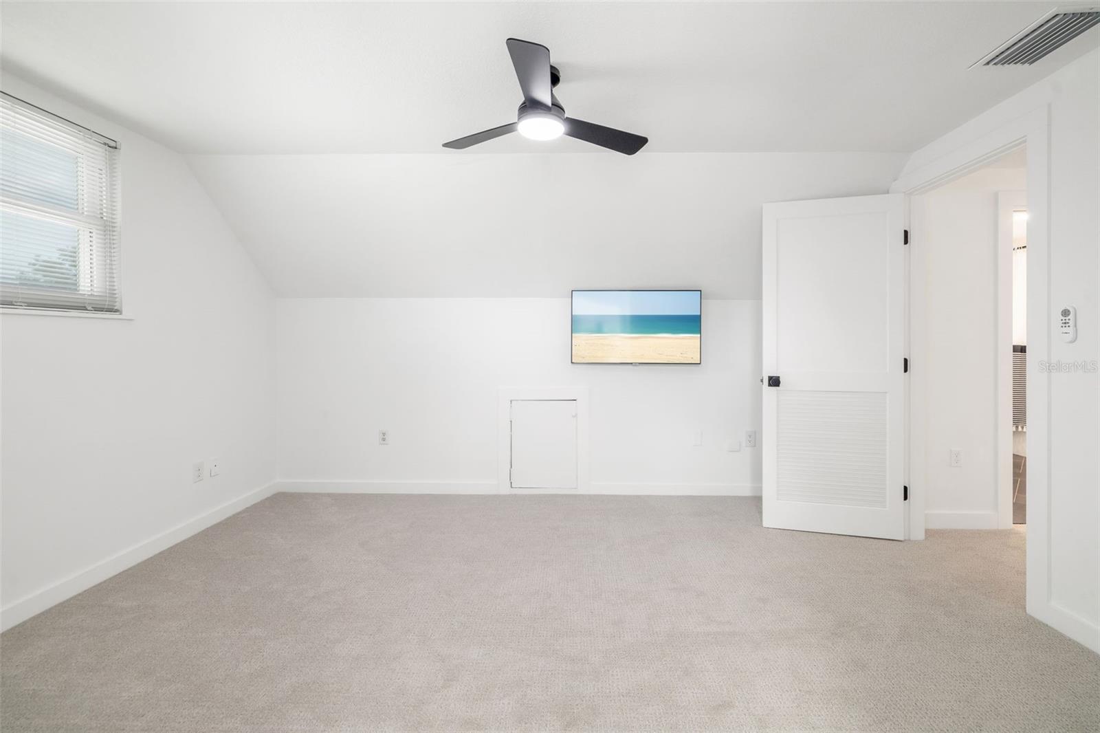 Image 36 of 38 For 4603 3rd Avenue E