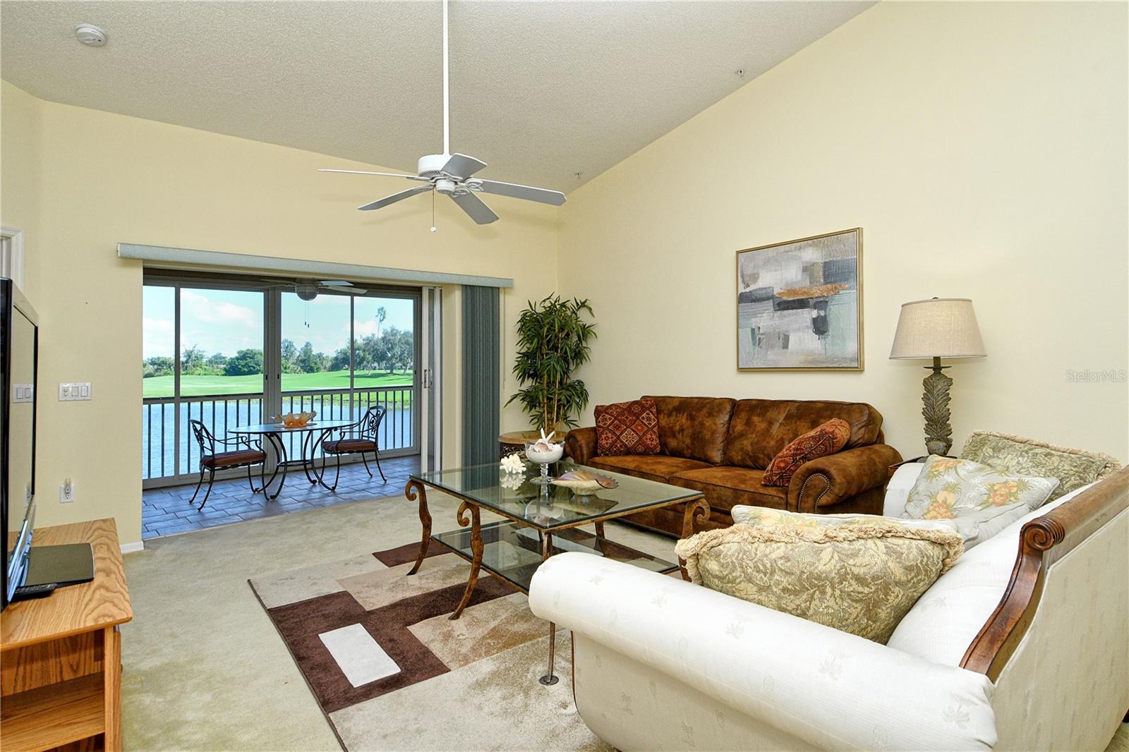 Image 15 of 60 For 5271 Mahogany Run Avenue 721
