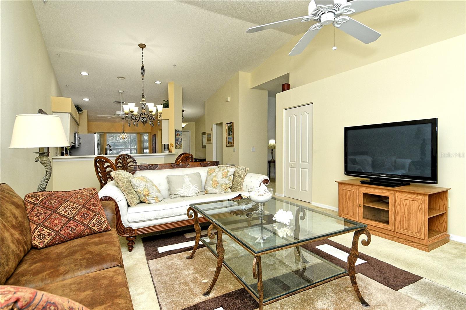 Image 17 of 60 For 5271 Mahogany Run Avenue 721