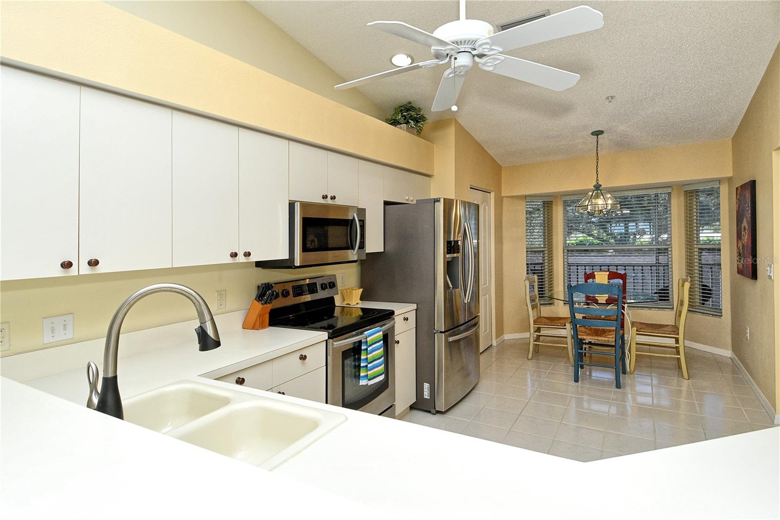 Image 21 of 60 For 5271 Mahogany Run Avenue 721