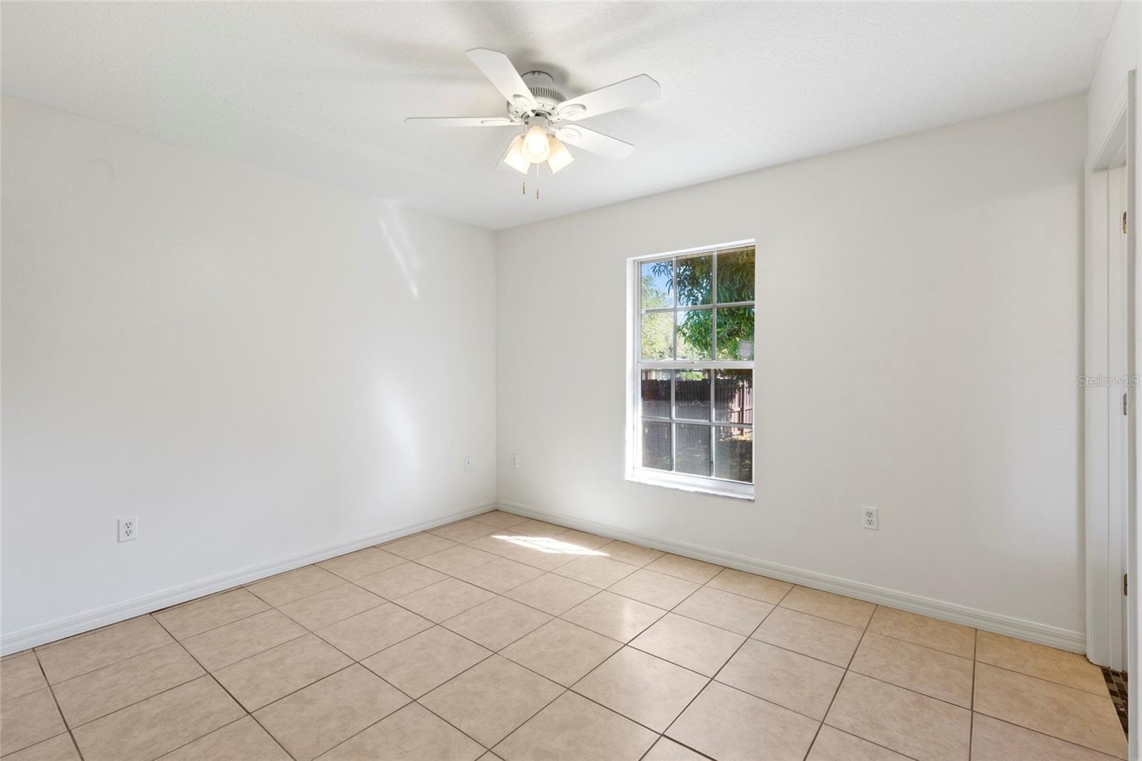 Image 11 of 28 For 2207 5th Street E