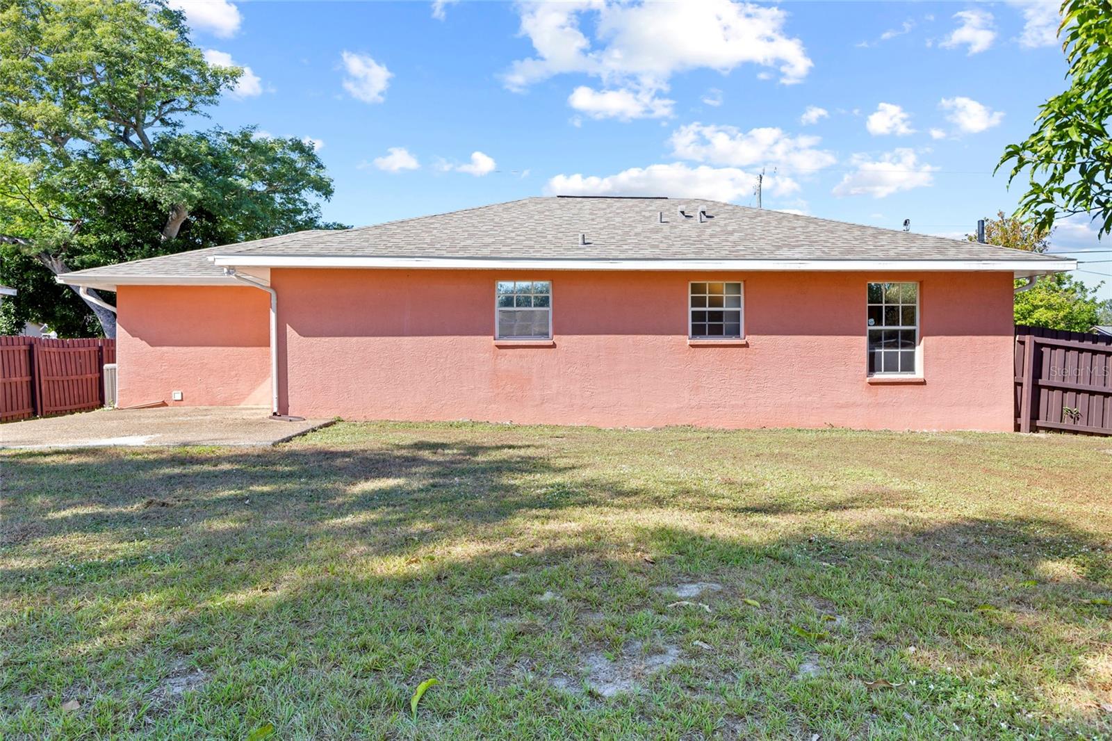 Image 21 of 28 For 2207 5th Street E