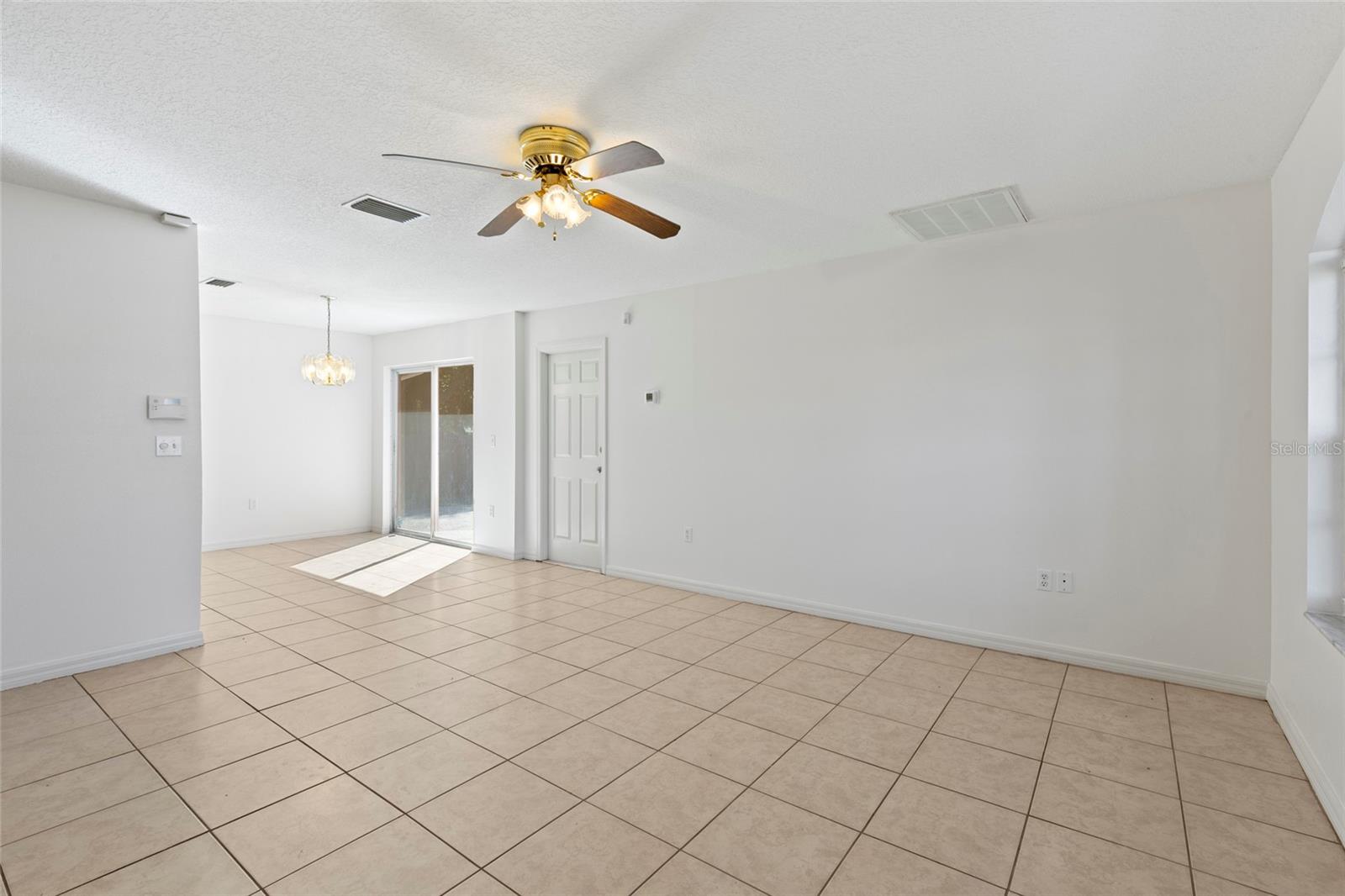 Image 4 of 28 For 2207 5th Street E