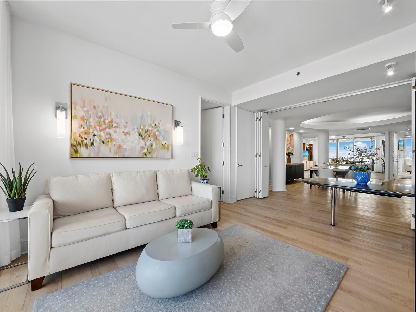 Image 15 of 67 For 3060 Grand Bay Boulevard 154