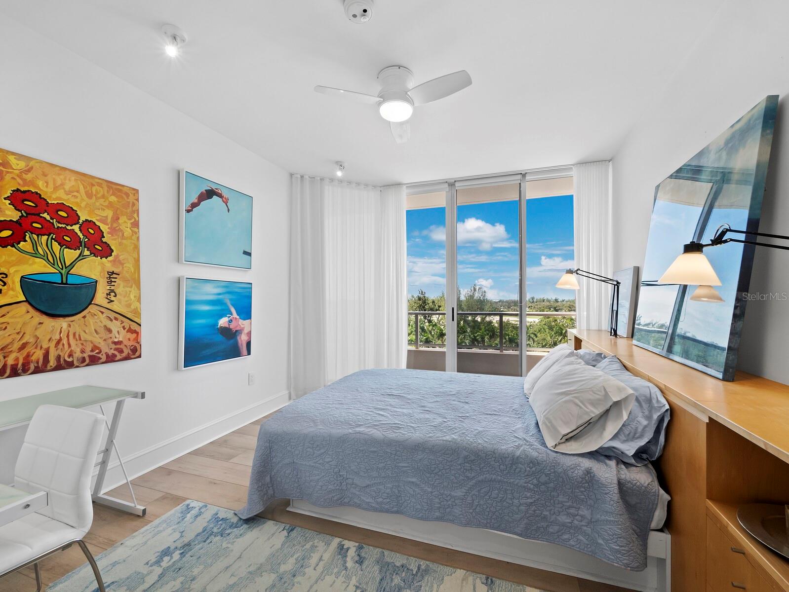 Image 23 of 67 For 3060 Grand Bay Boulevard 154