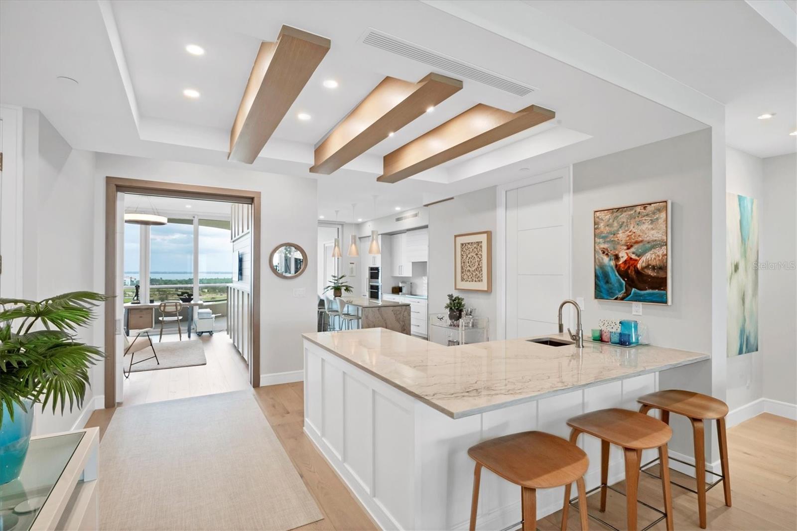 Image 11 of 71 For 435 L Ambiance Drive J703