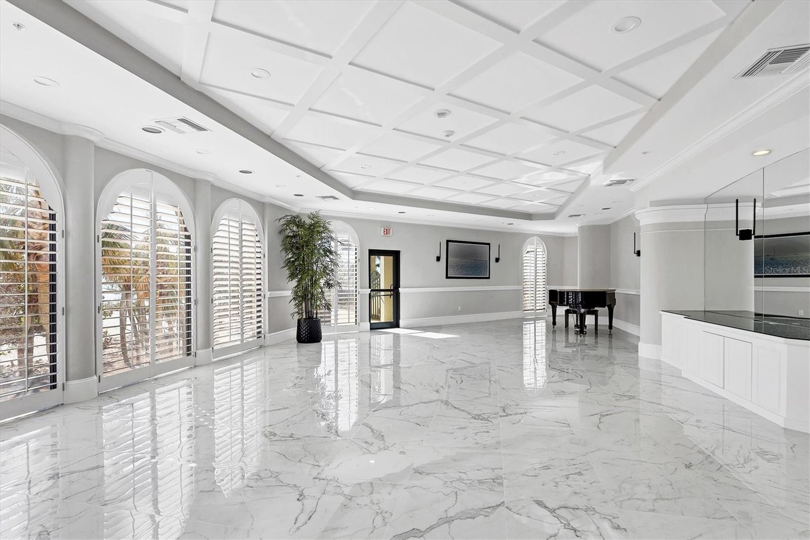 Image 58 of 71 For 435 L Ambiance Drive J703