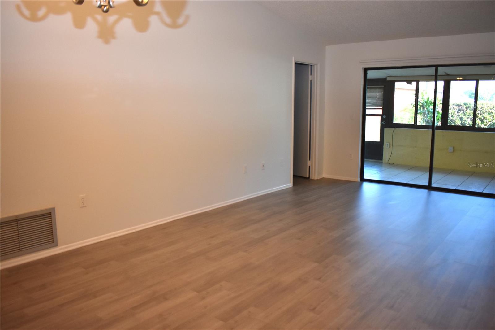 Image 16 of 27 For 1206 58th Street W