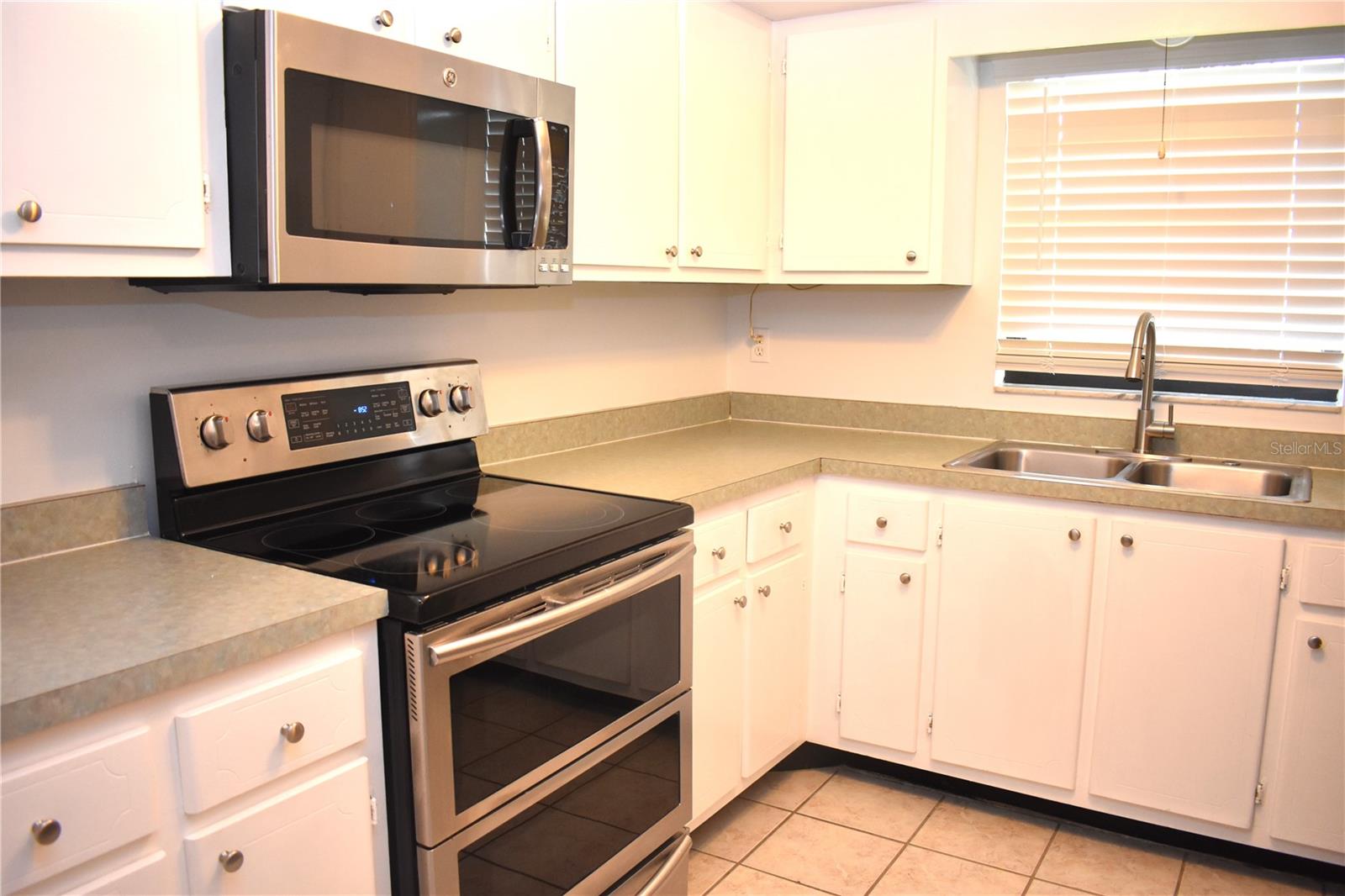 Image 2 of 27 For 1206 58th Street W