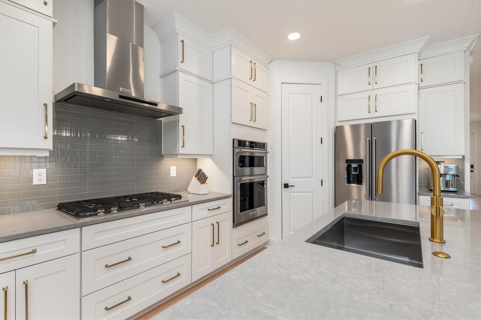 Image 11 of 62 For 18881 Daybreak Drive