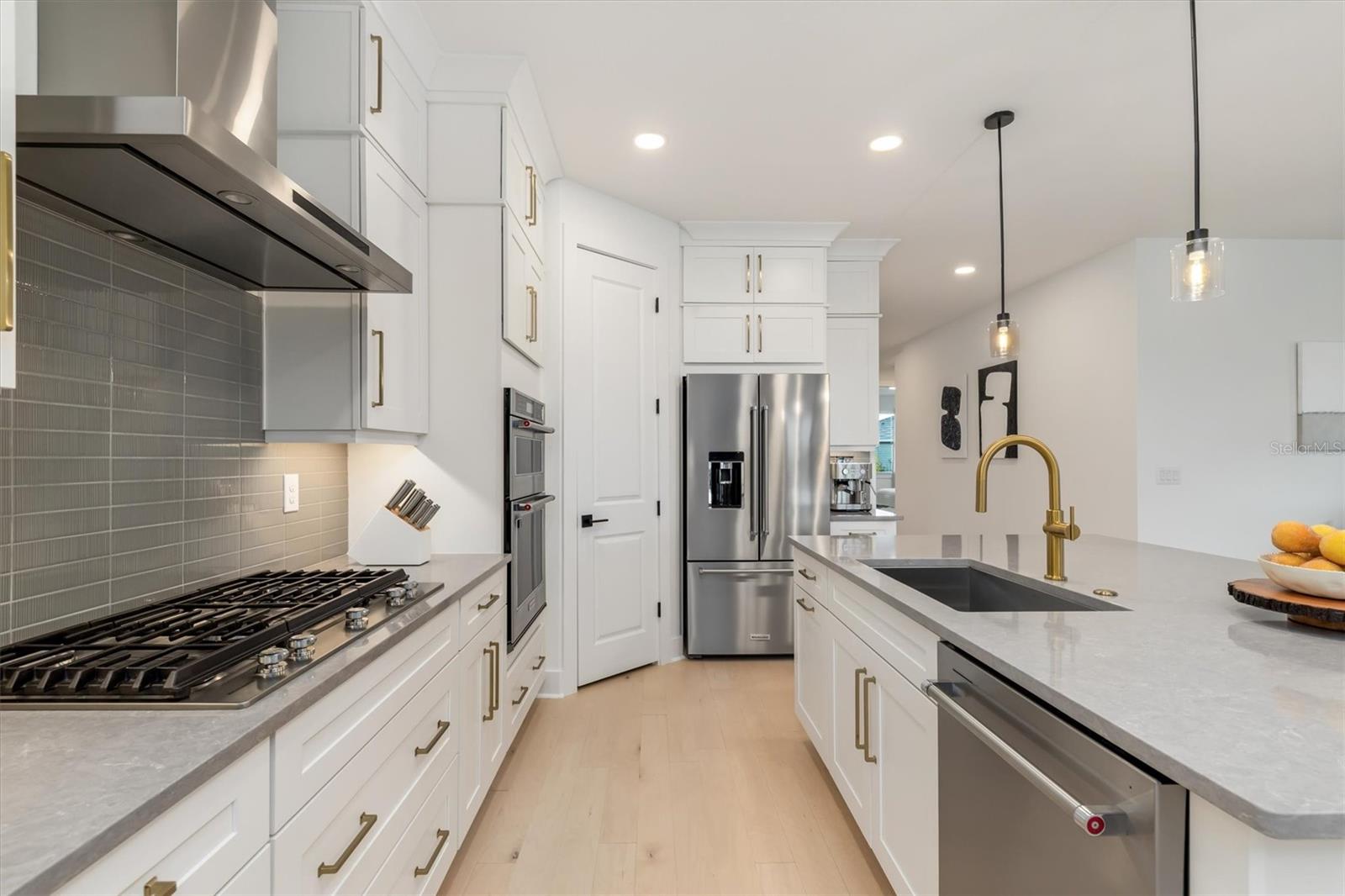 Image 13 of 62 For 18881 Daybreak Drive