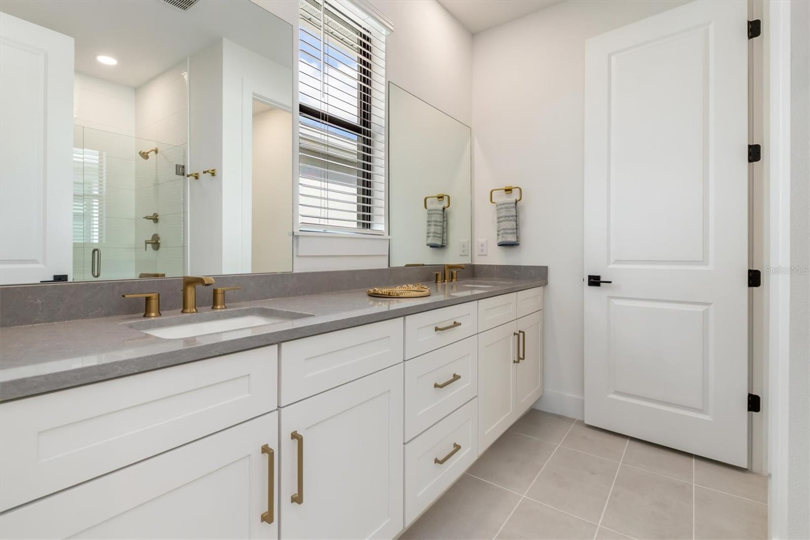 Image 18 of 62 For 18881 Daybreak Drive