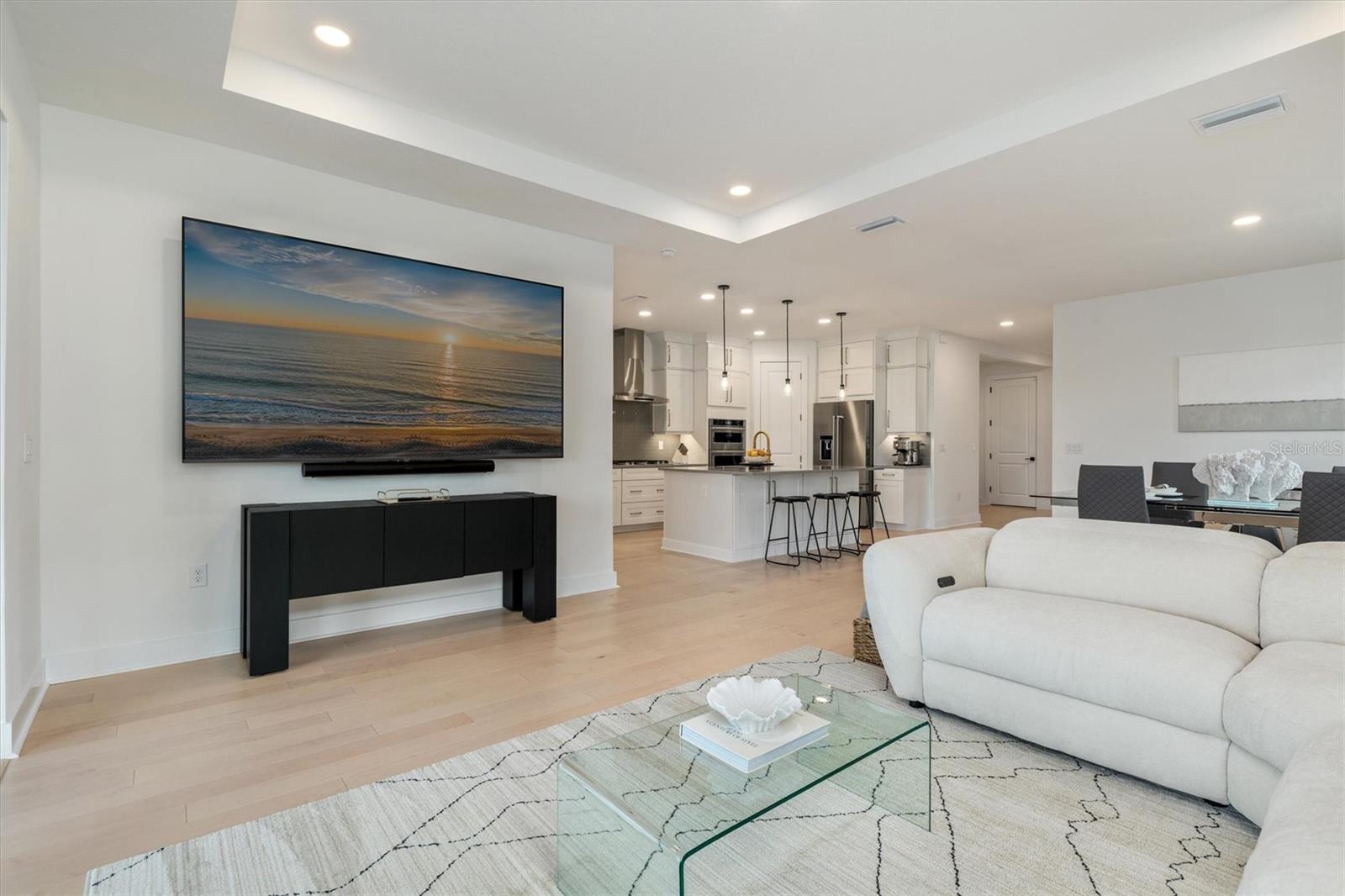 Image 4 of 62 For 18881 Daybreak Drive