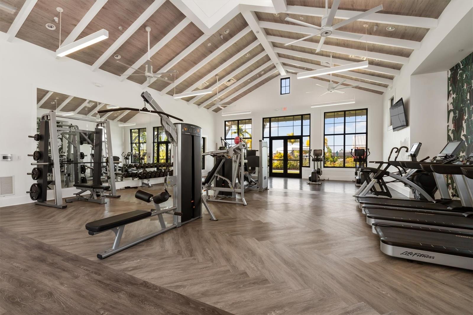 Image 46 of 62 For 18881 Daybreak Drive