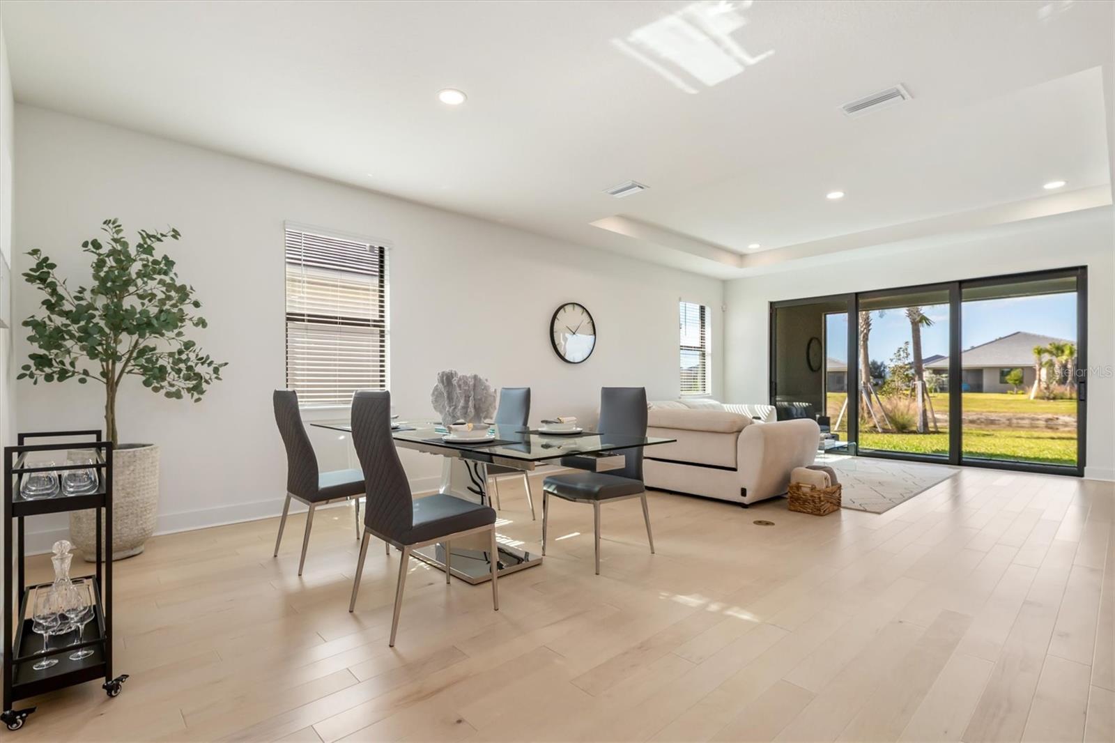 Image 8 of 62 For 18881 Daybreak Drive