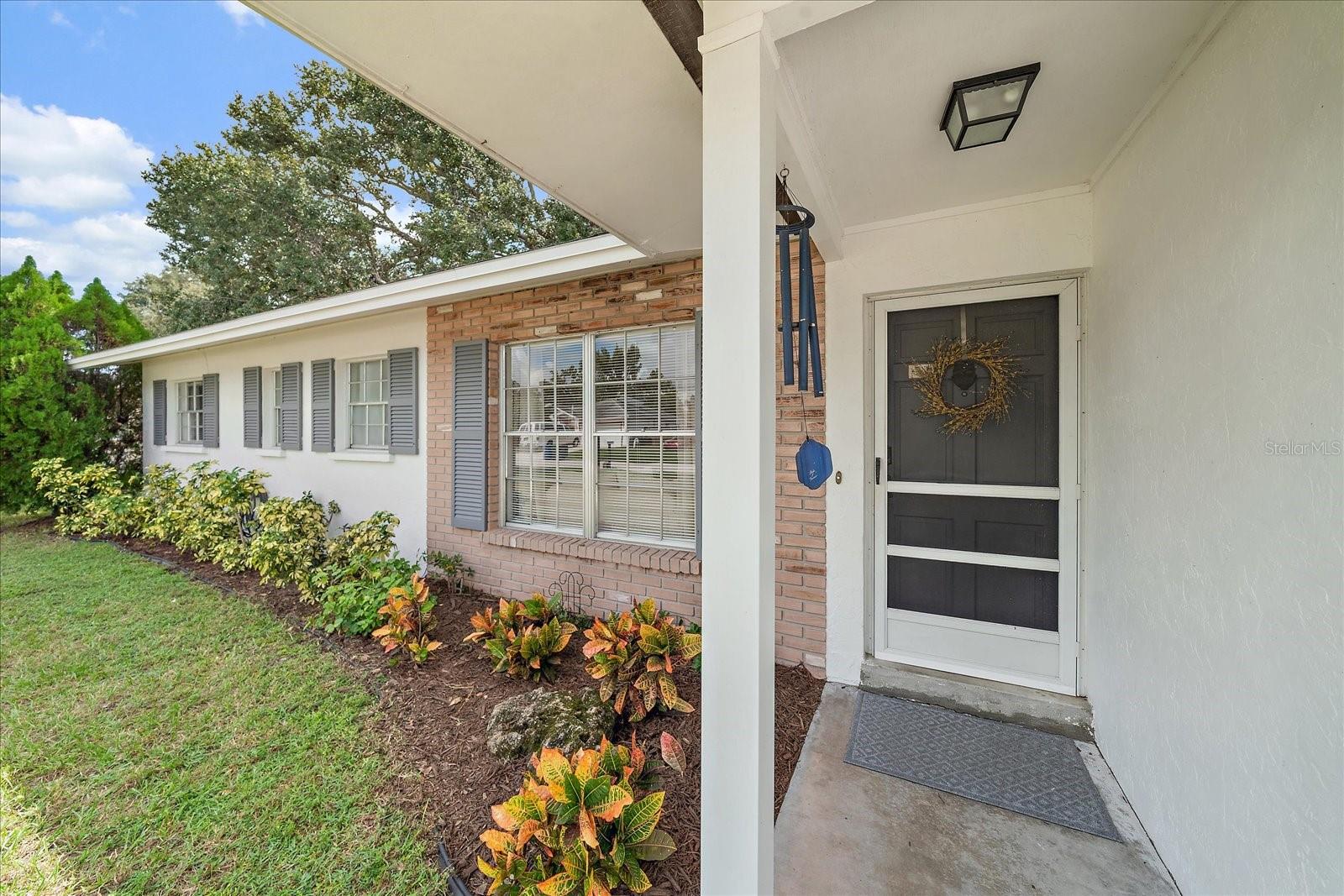 Image 3 of 44 For 4220 Larkin Street