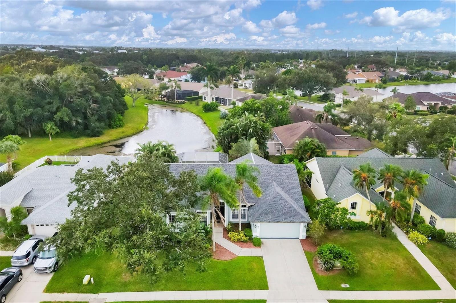 Image 3 of 52 For 7604 49th Avenue E