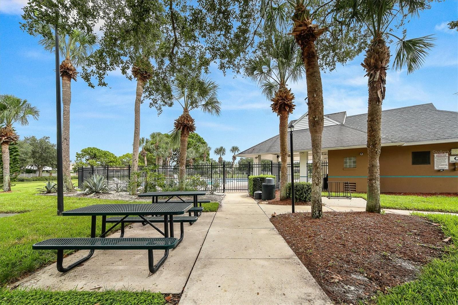 Image 46 of 52 For 7604 49th Avenue E