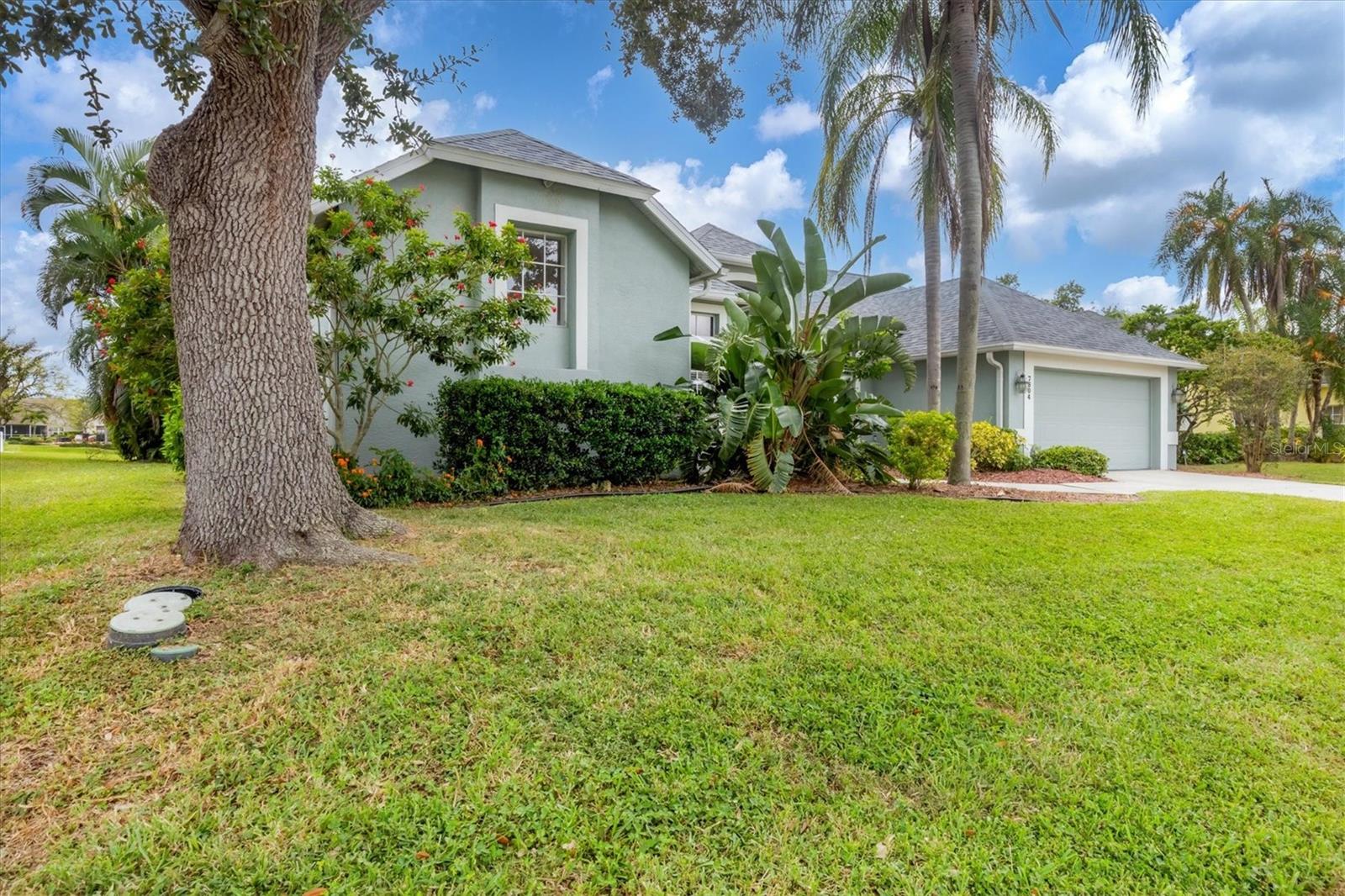 Image 5 of 52 For 7604 49th Avenue E