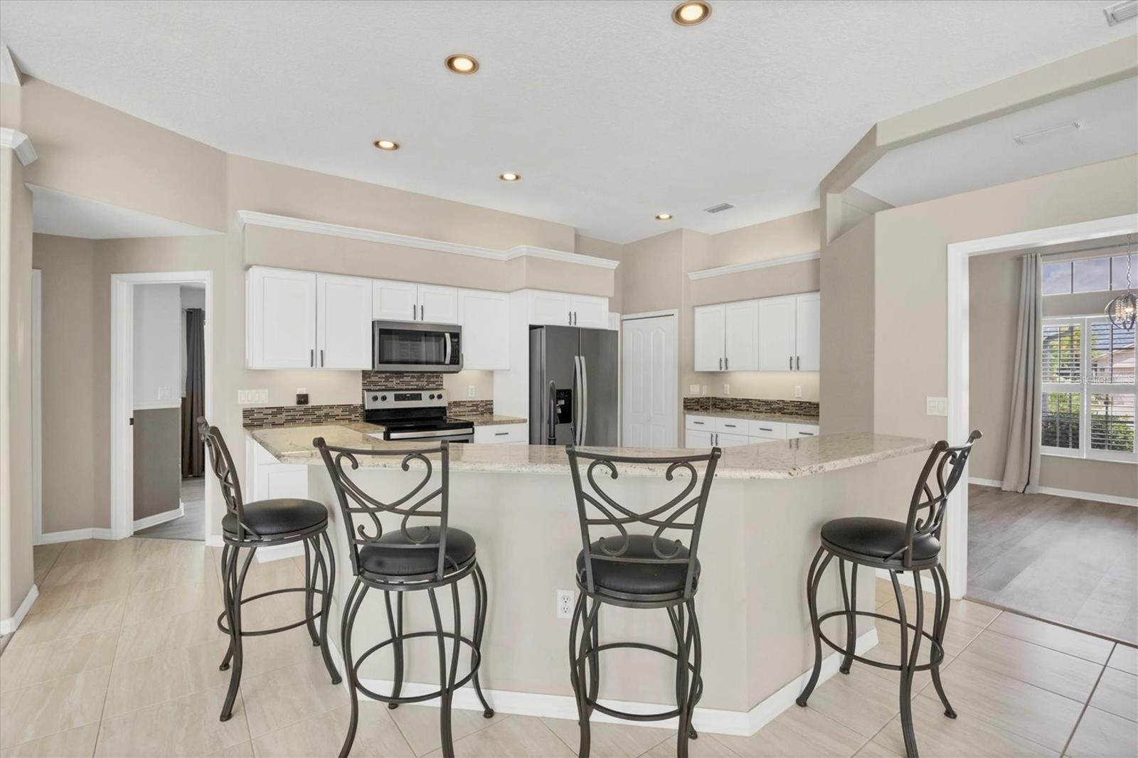 Image 8 of 52 For 7604 49th Avenue E