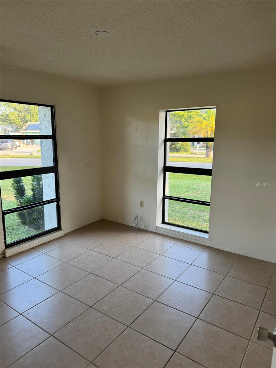 Image 11 of 33 For 5251 Bunyan Street
