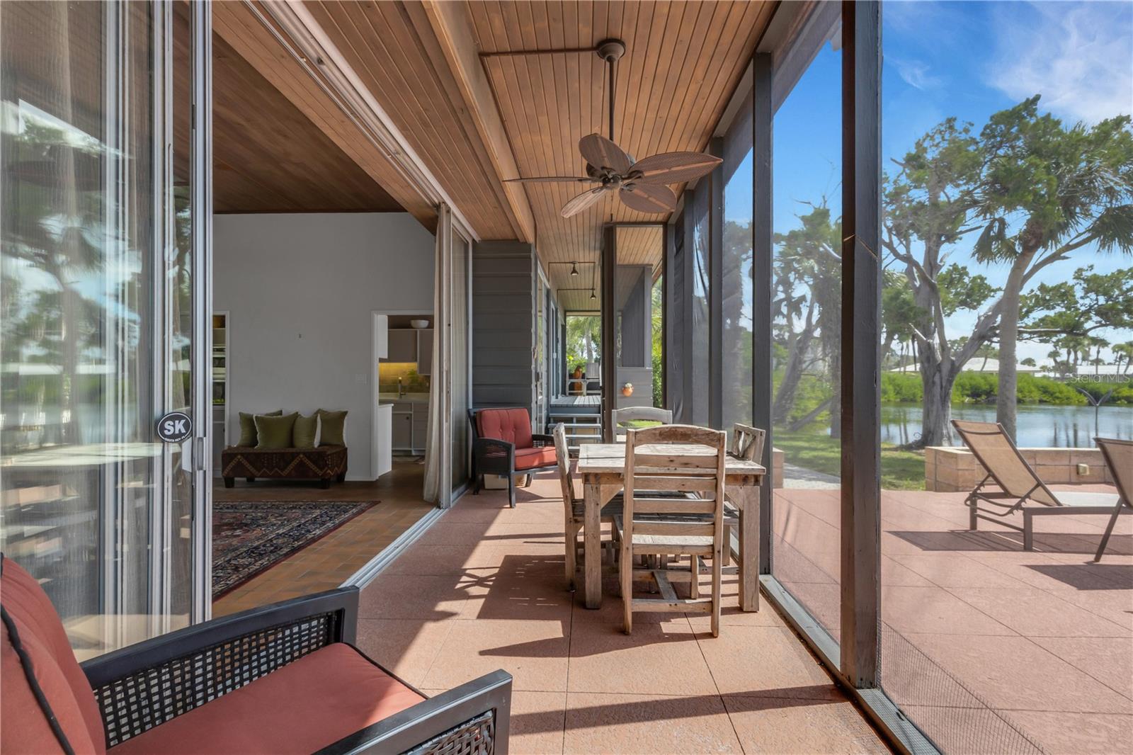 Image 18 of 66 For 62 Sandy Hook Road S