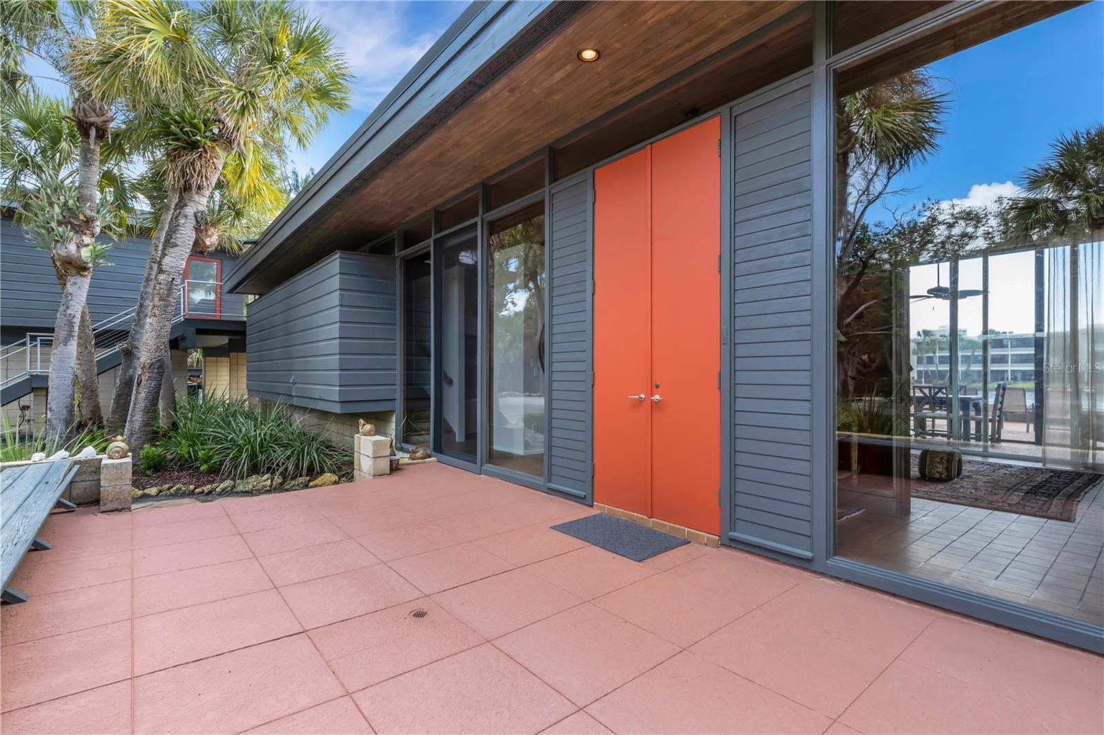 Image 31 of 66 For 62 Sandy Hook Road S