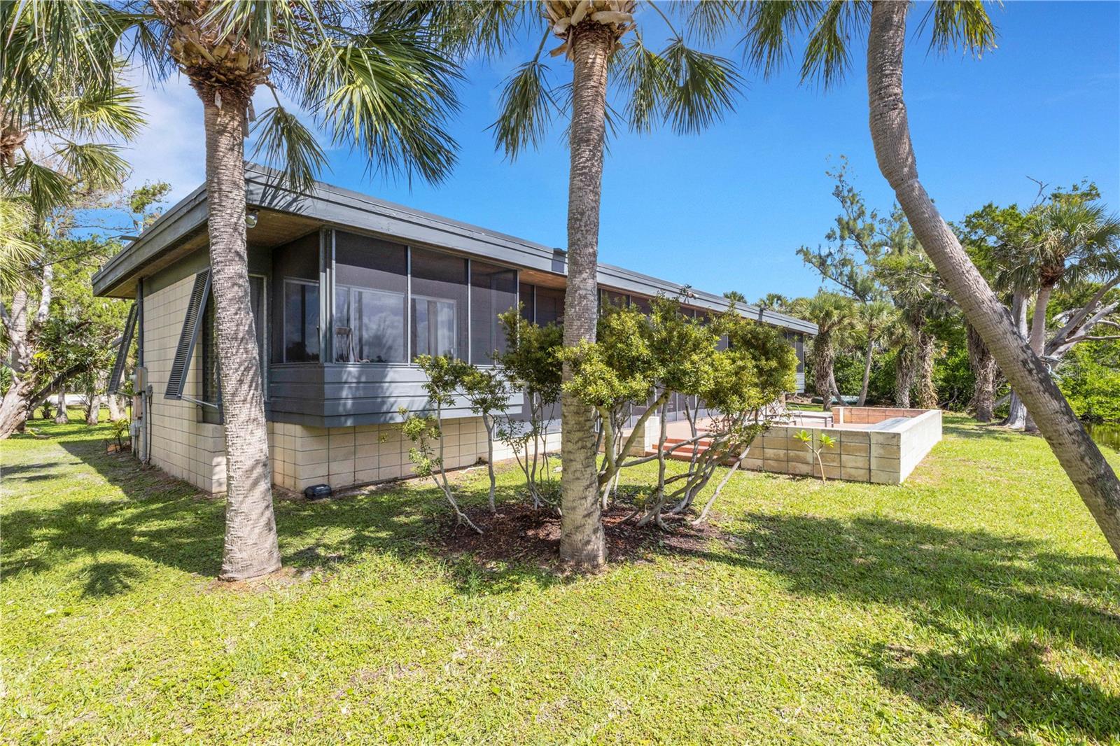 Image 38 of 66 For 62 Sandy Hook Road S