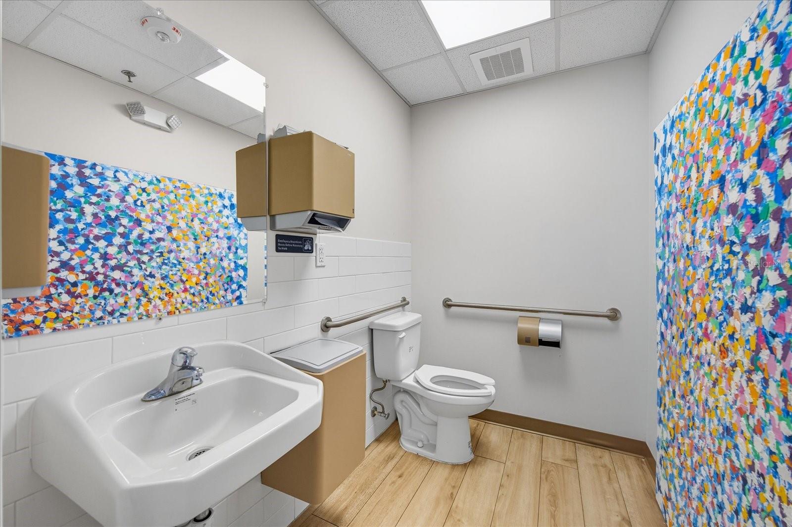 Image 19 of 63 For 1691 Central Avenue