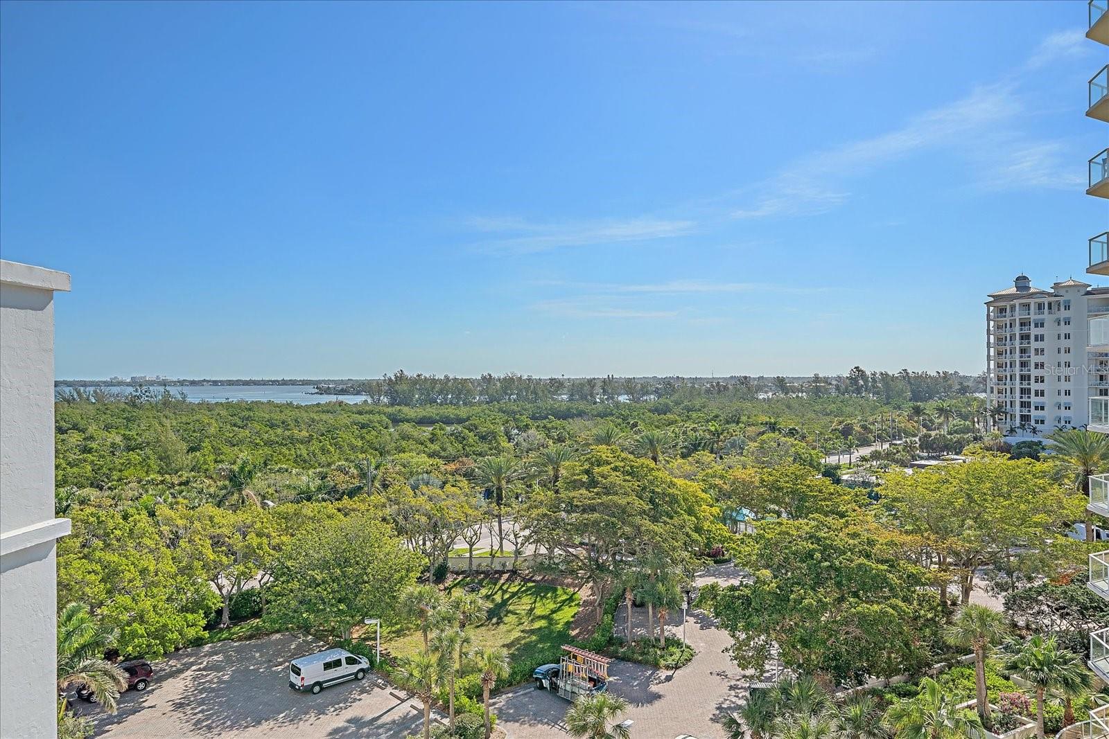 Image 62 of 64 For 1770 Benjamin Franklin Dr  704