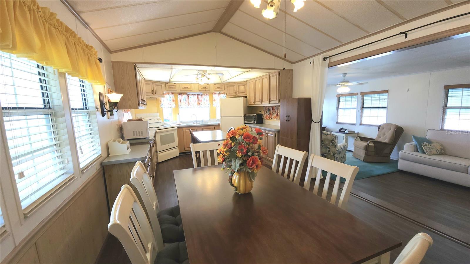 Image 8 of 40 For 3333 26th Avenue E 1116